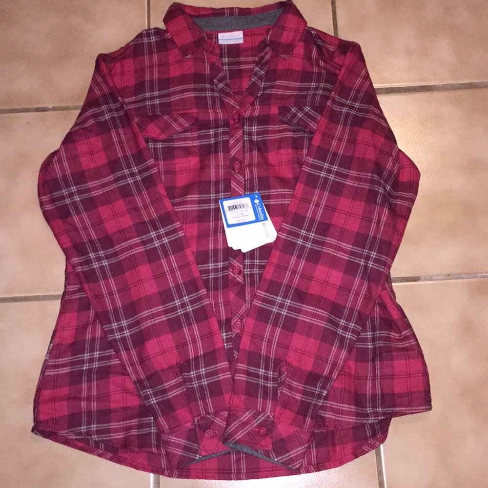 Long sleeve Columbia shirt